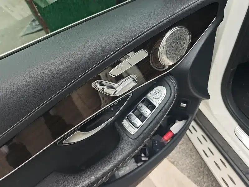 2016 Mercedes-Benz GLC 260 4MATIC Luxury — миниатюра 15