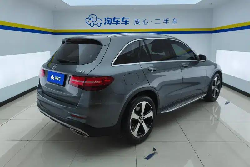 2018 Mercedes-Benz GLC 260 4MATIC Luxury — миниатюра 3