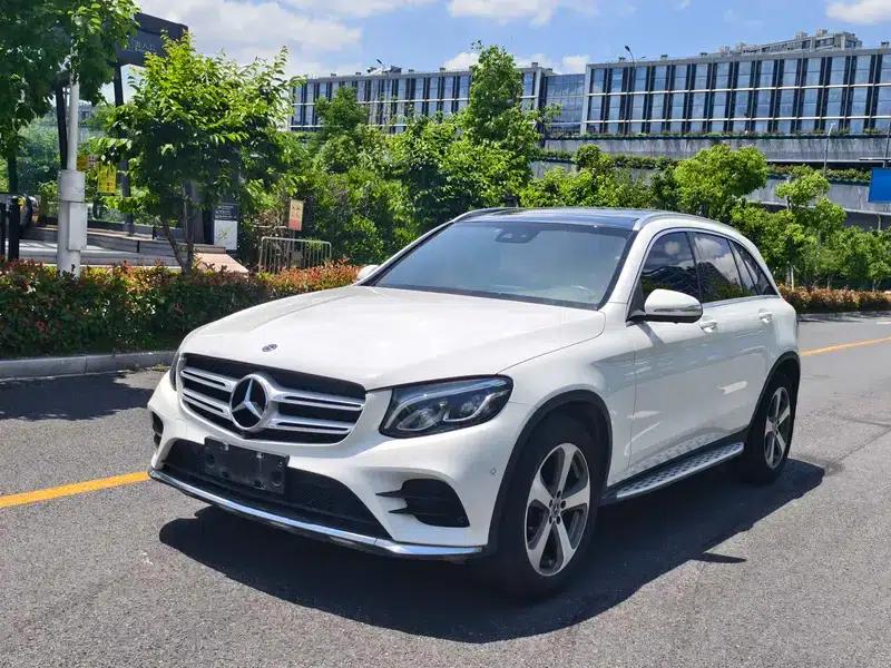 2017 Mercedes-Benz GLC 260 4MATIC Luxury — миниатюра 1
