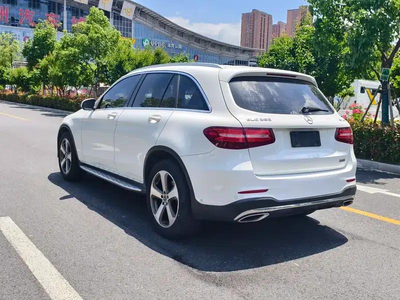 2017 Mercedes-Benz GLC 260 4MATIC Luxury — миниатюра 4