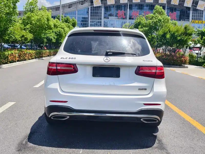 2017 Mercedes-Benz GLC 260 4MATIC Luxury — миниатюра 5
