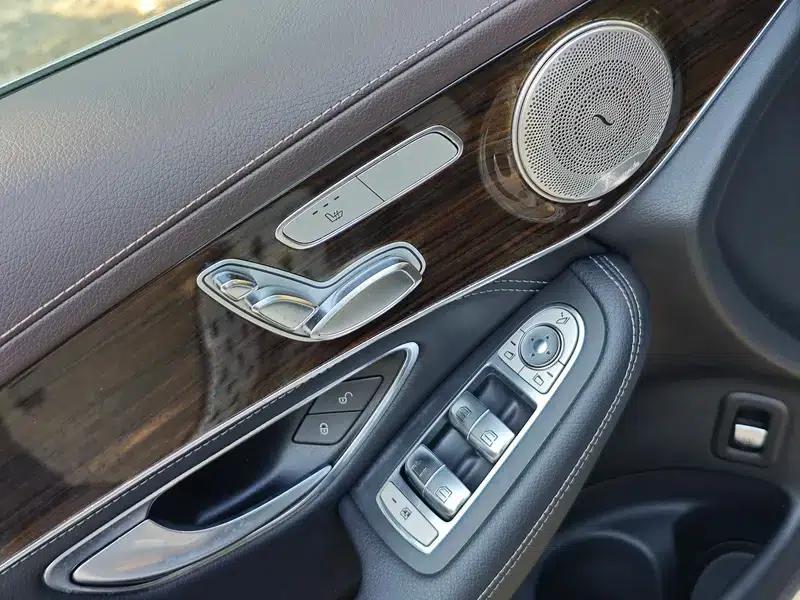2018 Mercedes-Benz GLC 260 4MATIC Dynamic — миниатюра 22