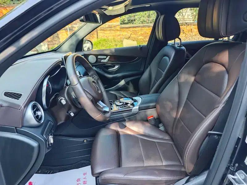 2018 Mercedes-Benz GLC 260 4MATIC Dynamic — миниатюра 24