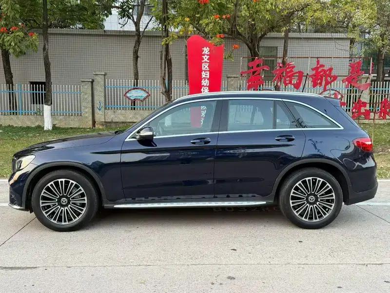 2017 Mercedes-Benz GLC 260 4MATIC Dynamic — миниатюра 4