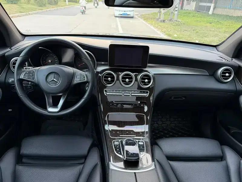 2017 Mercedes-Benz GLC 260 4MATIC Dynamic — миниатюра 6
