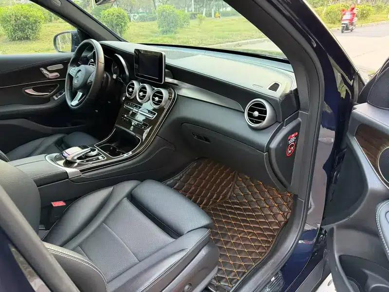 2017 Mercedes-Benz GLC 260 4MATIC Dynamic — миниатюра 7