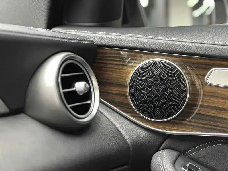 2017 Mercedes-Benz GLC 260 4MATIC Luxury — миниатюра 11