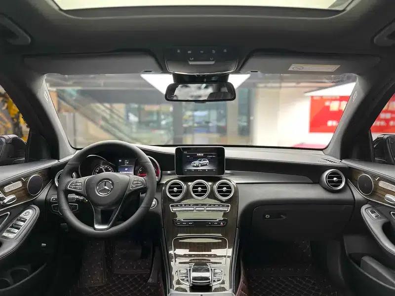 2017 Mercedes-Benz GLC 260 4MATIC Luxury — миниатюра 12
