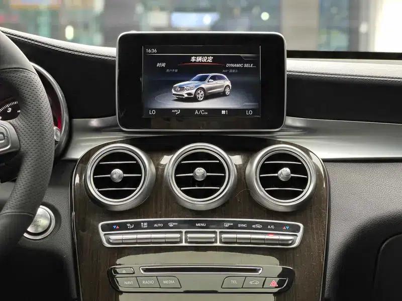 2017 Mercedes-Benz GLC 260 4MATIC Luxury — миниатюра 13