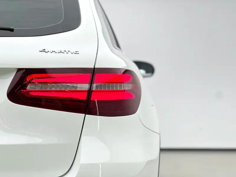 2017 Mercedes-Benz GLC 300 4MATIC Dynamic — миниатюра 8