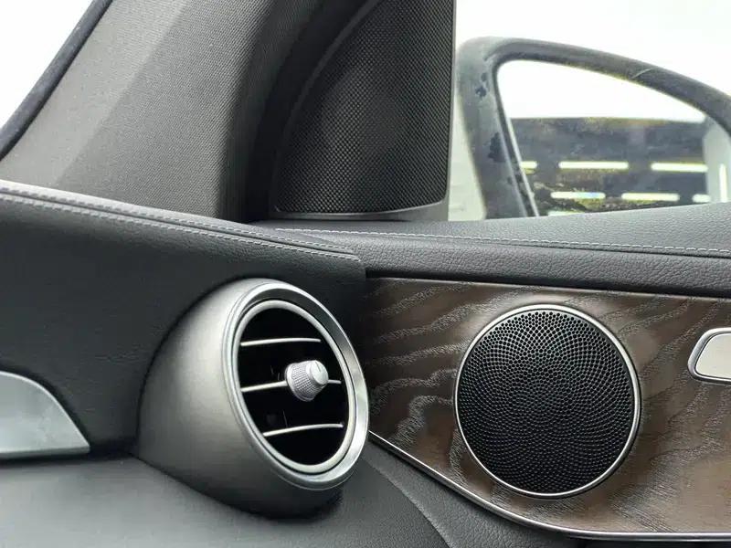 2017 Mercedes-Benz GLC 300 4MATIC Dynamic — миниатюра 9