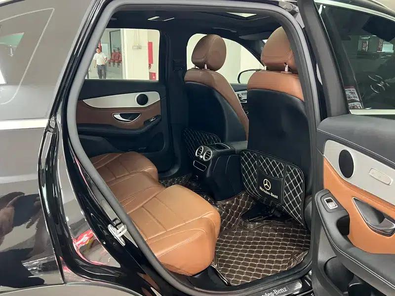 2020 Mercedes-Benz GLC 260 L 4MATIC Dynamic — миниатюра 17