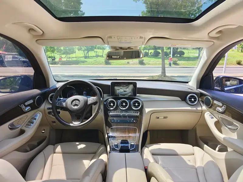 2019 Mercedes-Benz GLC 260 L 4MATIC Luxury — миниатюра 11