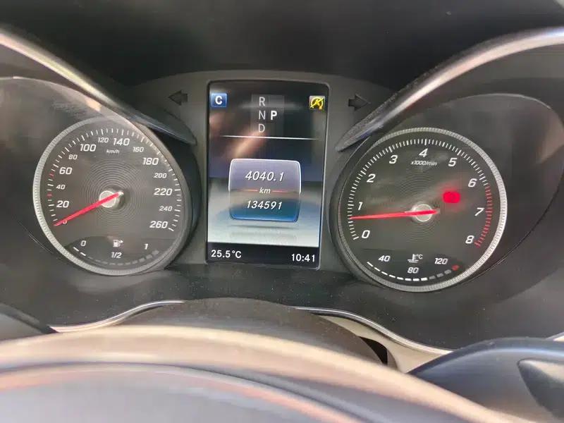 2019 Mercedes-Benz GLC 260 L 4MATIC Luxury — миниатюра 13
