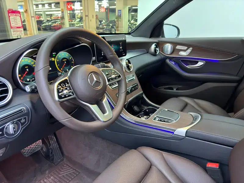 Mercedes-Benz GLC 2020 Facelift GLC 300 L 4MATIC Luxury — миниатюра 12