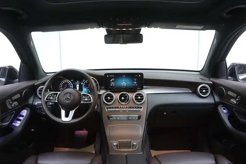 2020 Mercedes-Benz GLC 300 L 4MATIC Dynamic — миниатюра 21