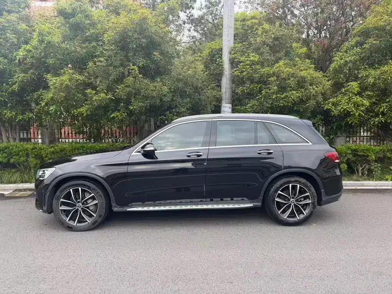 2020 Mercedes-Benz GLC 300 L 4MATIC Dynamic — миниатюра 4