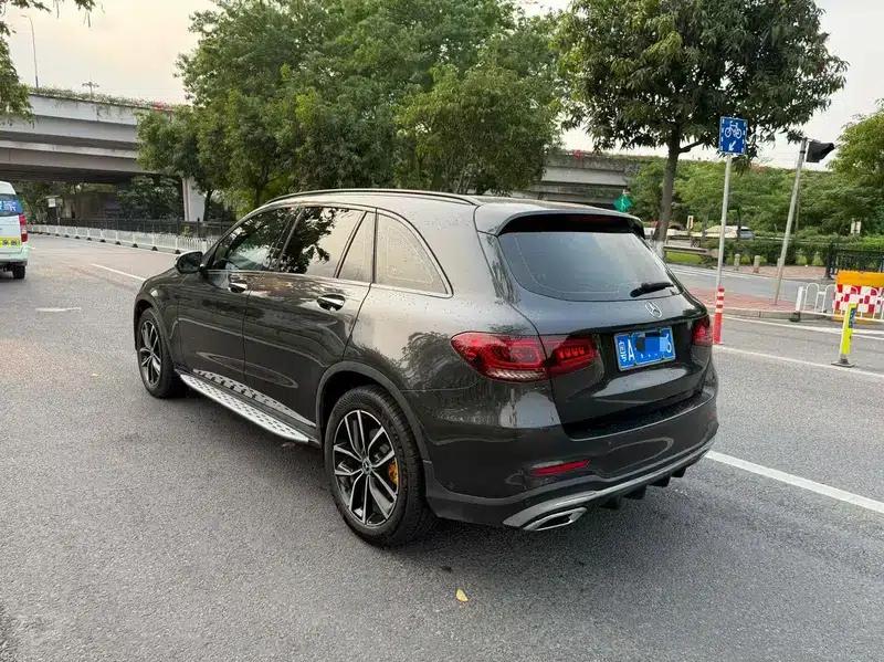 2020 Mercedes-Benz GLC 300 L 4MATIC Dynamic — миниатюра 3