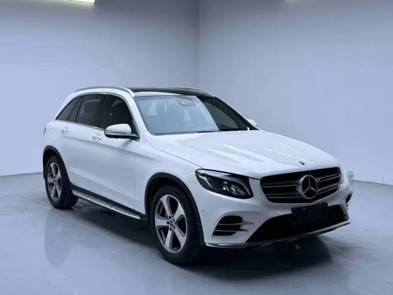 2017 Mercedes-Benz GLC 260 4MATIC Luxury — миниатюра 3