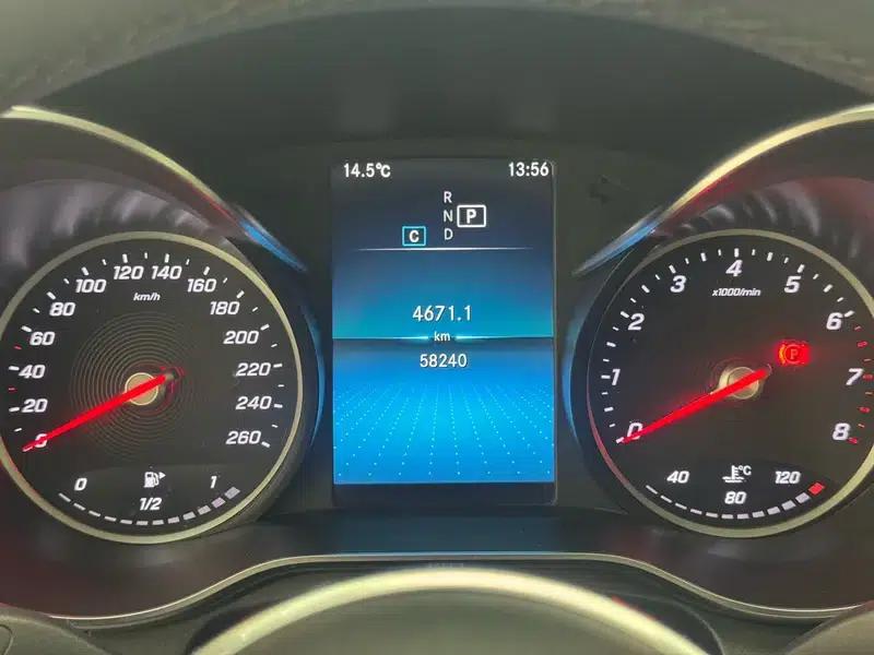 2020 Mercedes-Benz GLC 260 L 4MATIC Dynamic — миниатюра 14