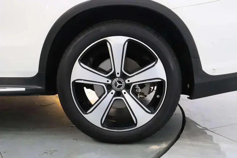 Mercedes-Benz GLC 2020 Facelift GLC 300 L 4MATIC Luxury — миниатюра 9