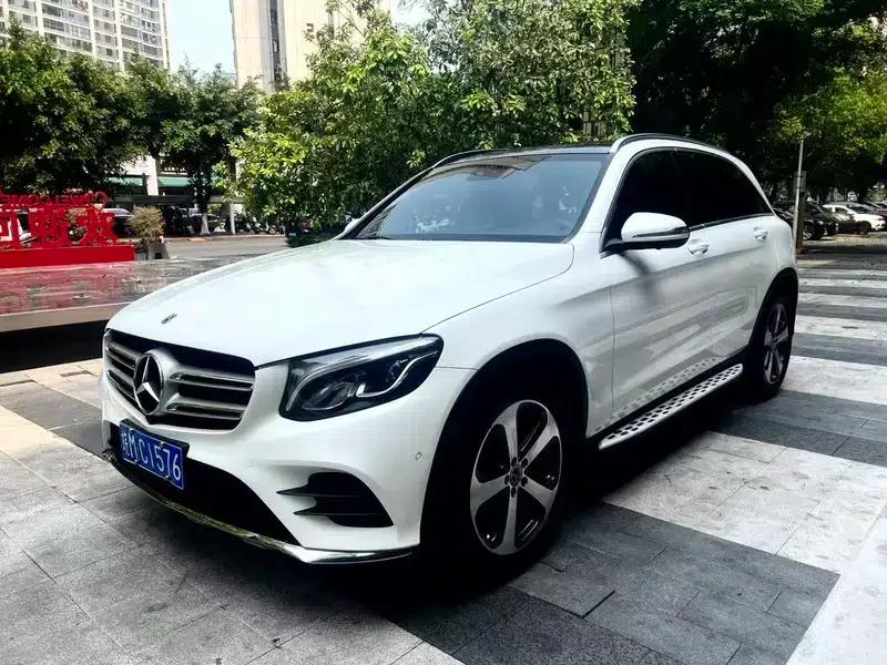 2017 Mercedes-Benz GLC 260 4MATIC Luxury — миниатюра 1