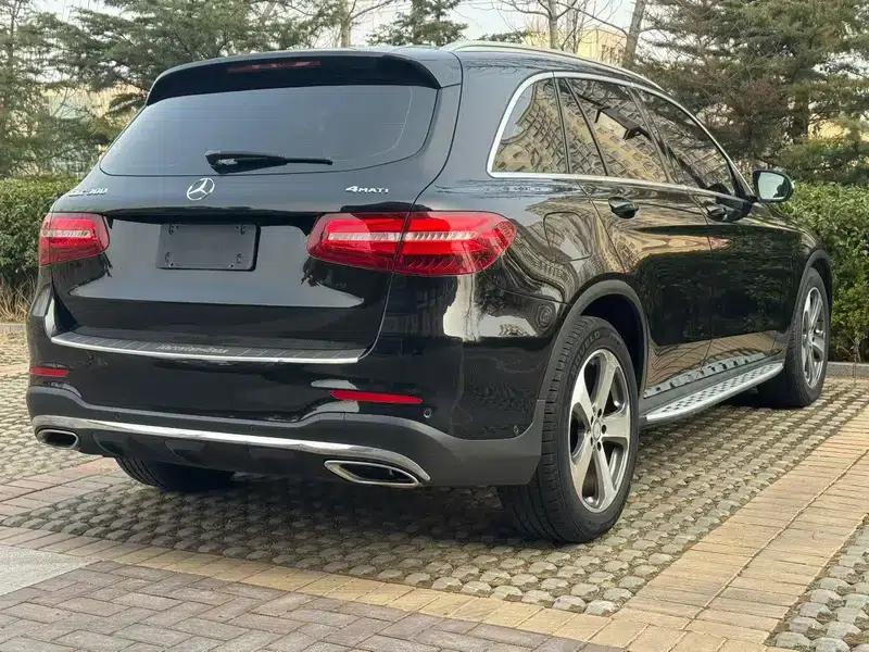 2017 Mercedes-Benz GLC 300 4MATIC Dynamic — миниатюра 4