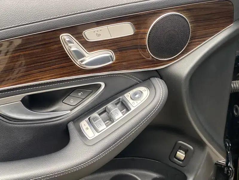 2018 Mercedes-Benz GLC 260 4MATIC Luxury — миниатюра 23