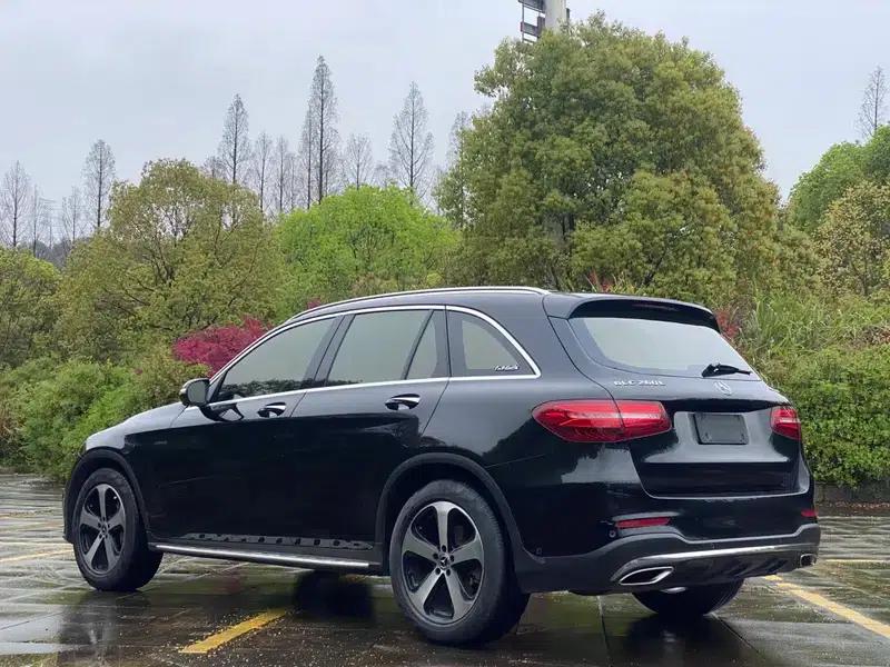 2018 Mercedes-Benz GLC 260 4MATIC Luxury — миниатюра 4
