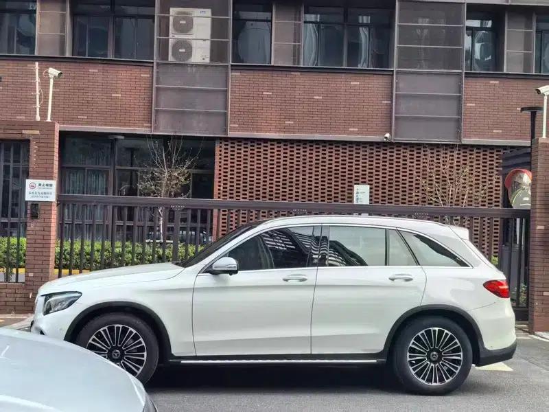2018 Mercedes-Benz GLC Facelift: GLC 260 4MATIC Luxury — миниатюра 4