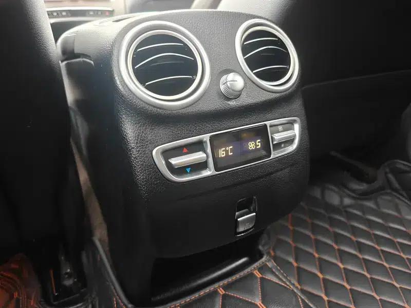 2020 Mercedes-Benz GLC Facelift: GLC 300 L 4MATIC Dynamic — миниатюра 12