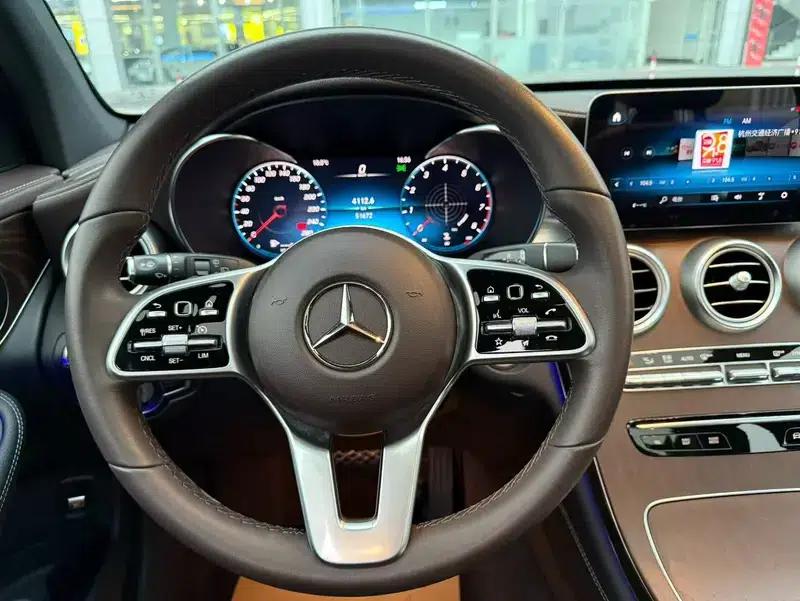 2020 Mercedes-Benz GLC 300 L 4MATIC Dynamic — миниатюра 6
