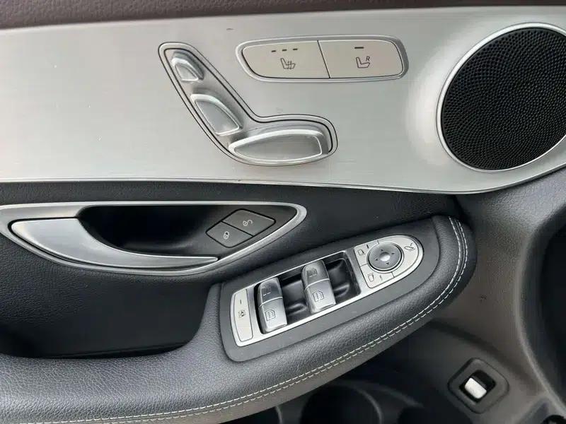 2021 Mercedes-Benz GLC 260 L 4MATIC Dynamic — миниатюра 17