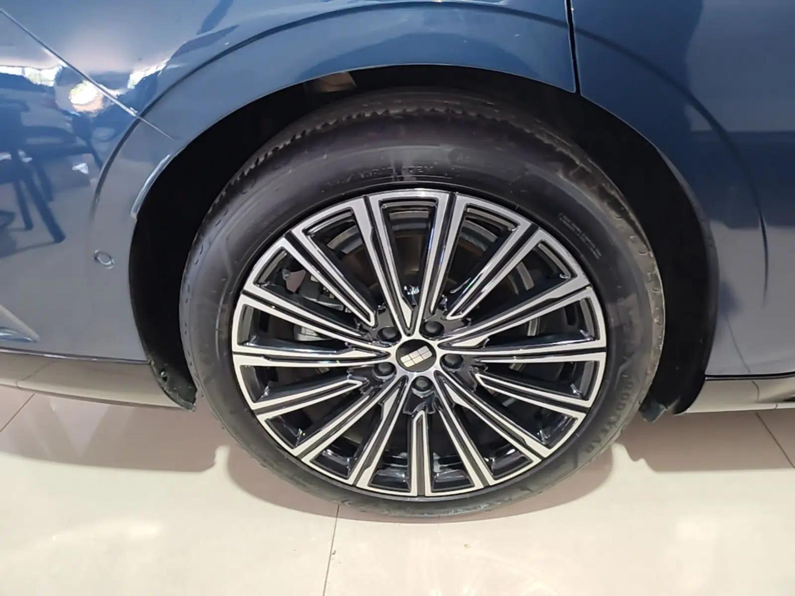 Geely Galaxy 8 2025 130km EM-P Starship Edition — миниатюра 11