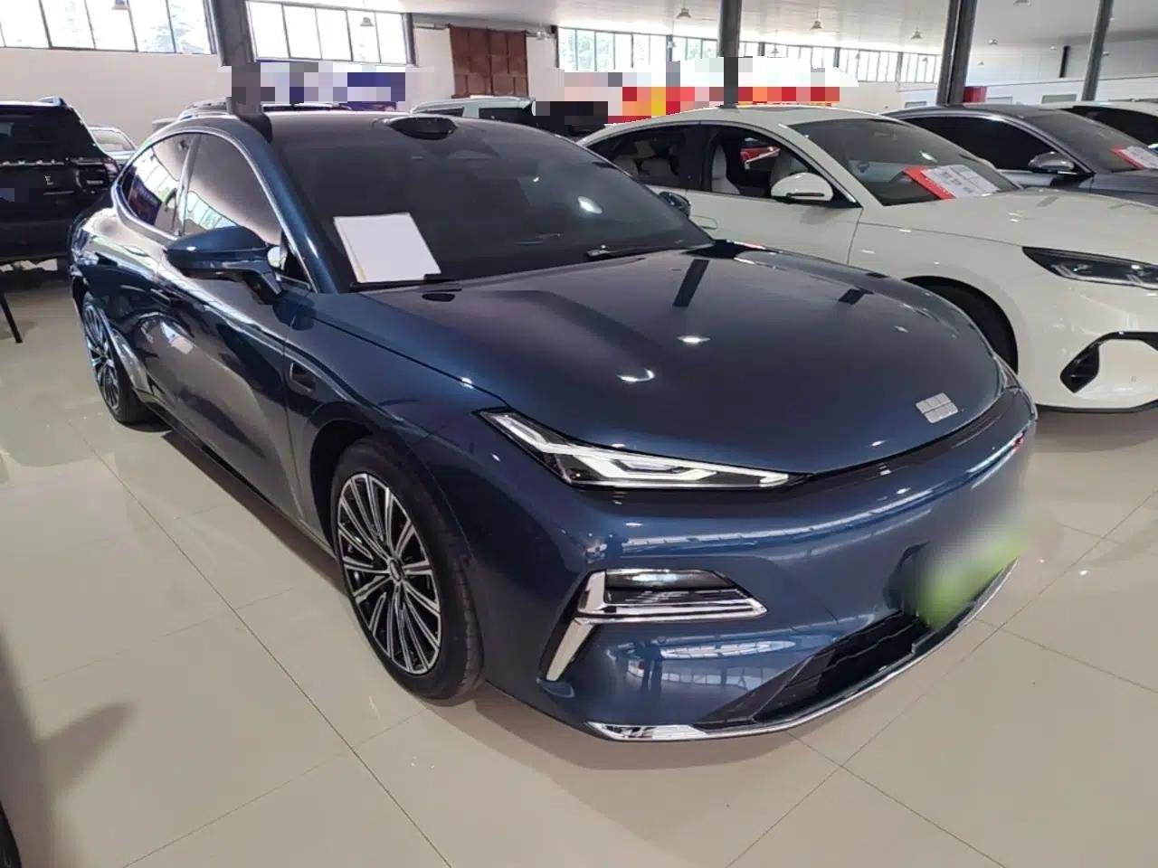 Geely Galaxy 8 2025 130km EM-P Starship Edition — миниатюра 3