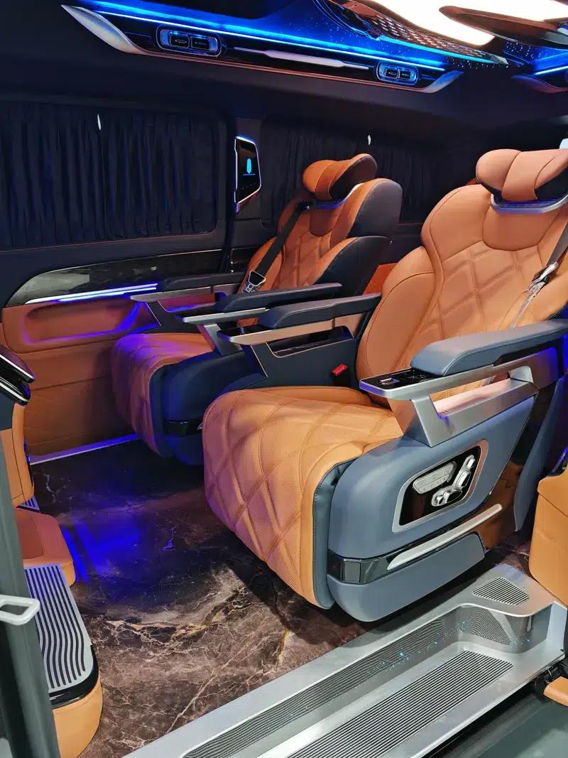 2024 Nissan Vito 2.0T Business Edition 7-seater — миниатюра 3