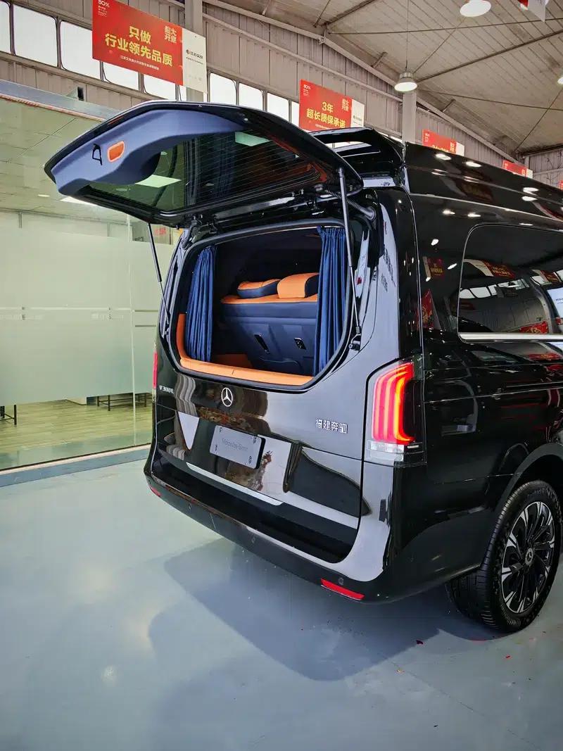 2024 Nissan Vito 2.0T Business Edition 7-seater — миниатюра 4