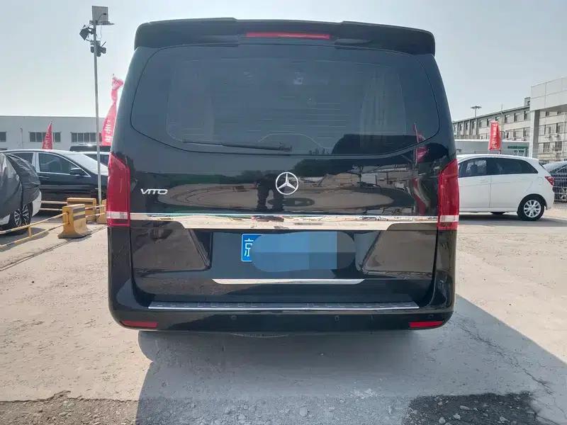 2022 Nissan Vito 2.0T Automatic Front-Wheel Drive 7-Seater Factory Custom Edition — миниатюра 4