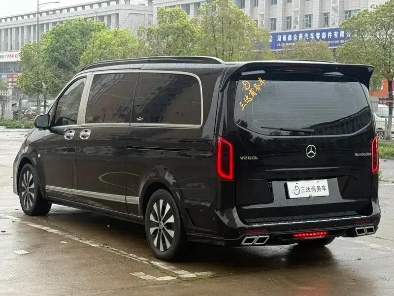 2023 Nissan Vito 2.0T Business Edition 7-seater — миниатюра 4