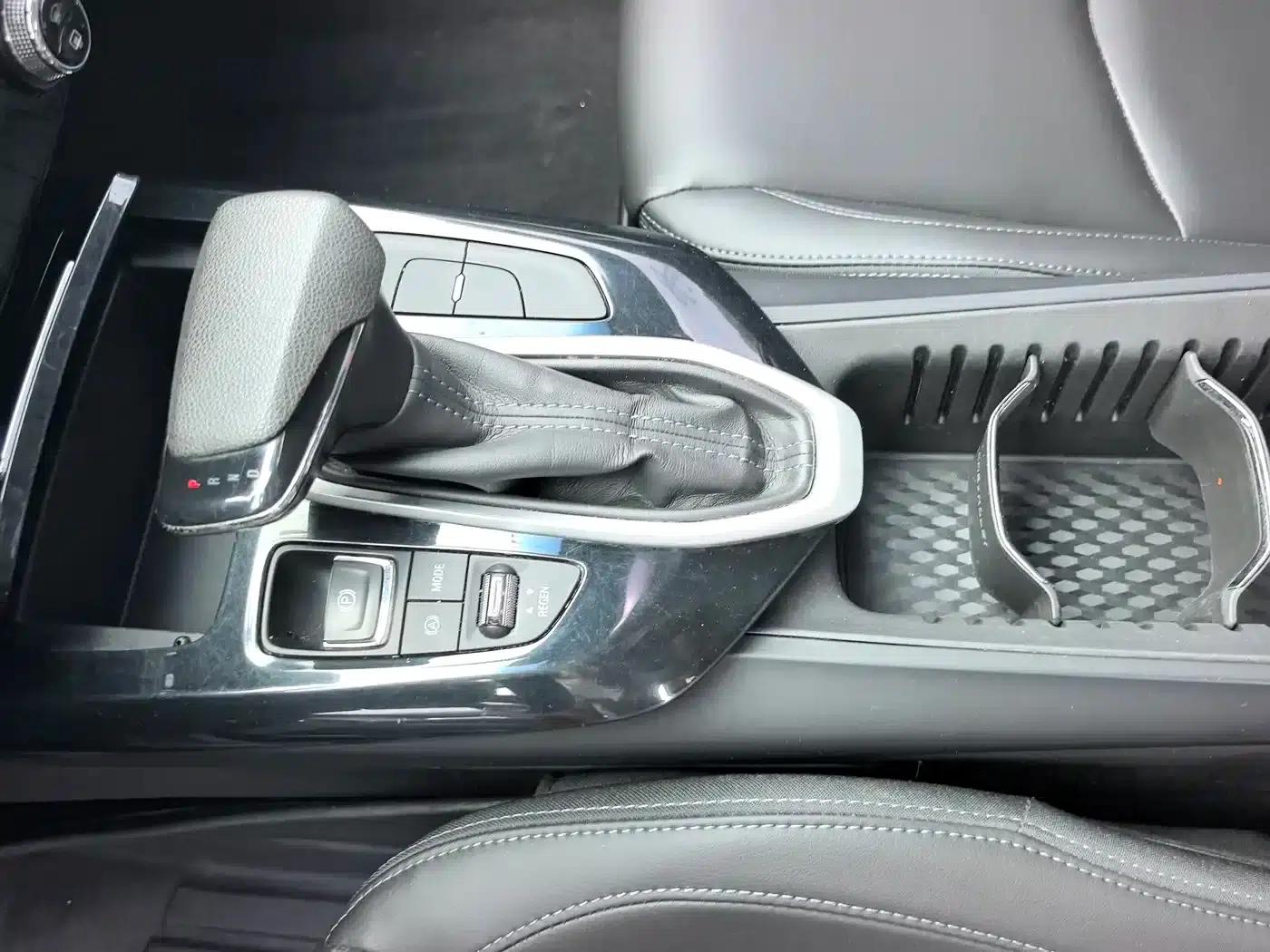 Chevrolet Menlo 2022 Galaxy Edition — миниатюра 14
