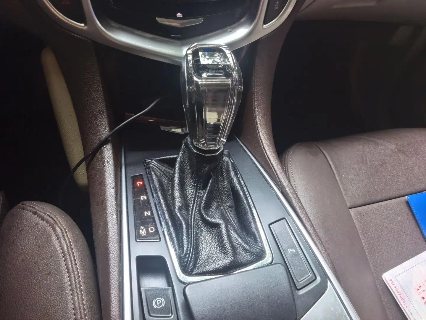 Cadillac SRX 2014 3.0L Leading Model — миниатюра 14