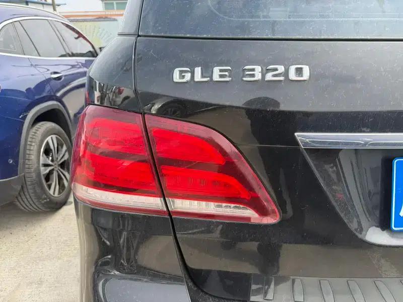 Mercedes-Benz GLE (Imported) 2016 GLE 320 4MATIC Luxury — миниатюра 4
