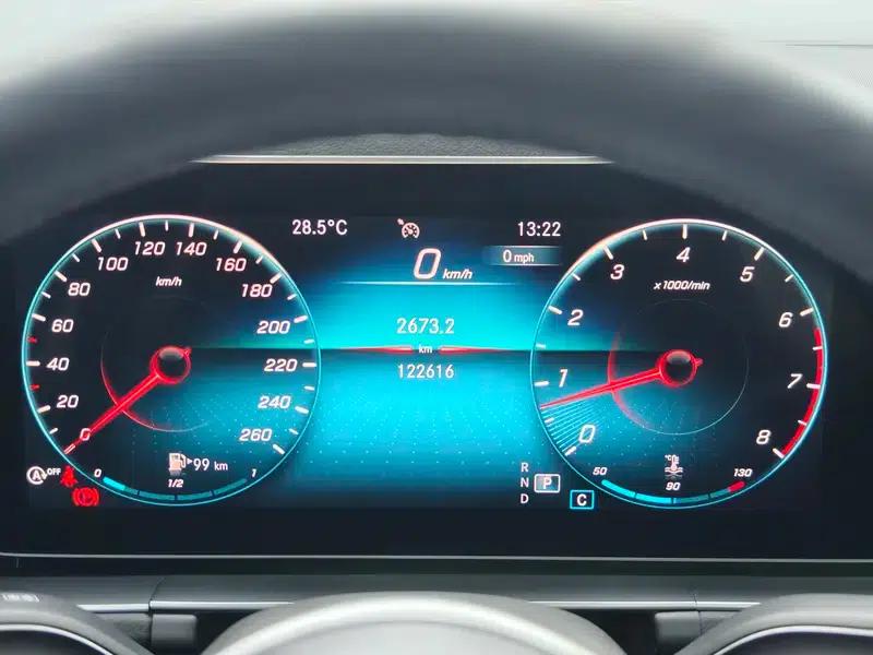 Mercedes-Benz GLE (Imported) 2020 Facelift GLE 350 4MATIC Fashion Model — миниатюра 10