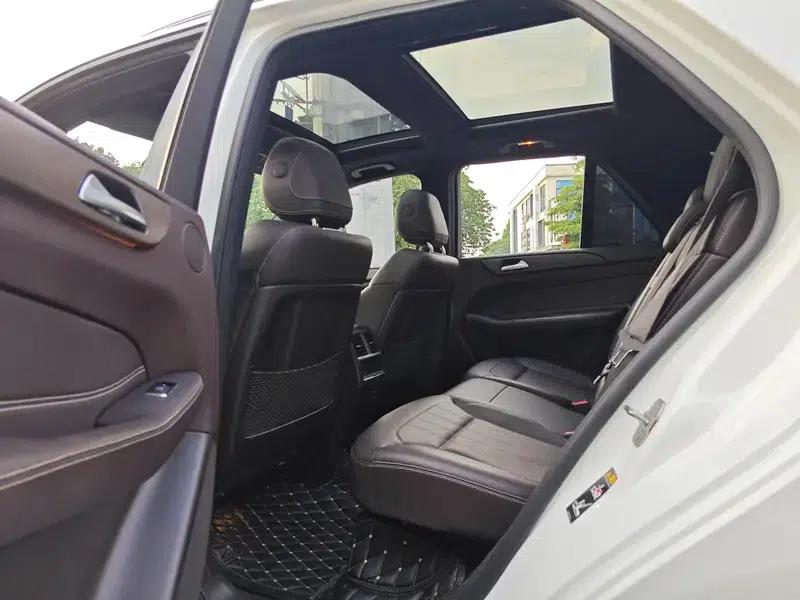 Mercedes-Benz GLE (Imported) 2018 GLE 400 4MATIC Limited Edition — миниатюра 32