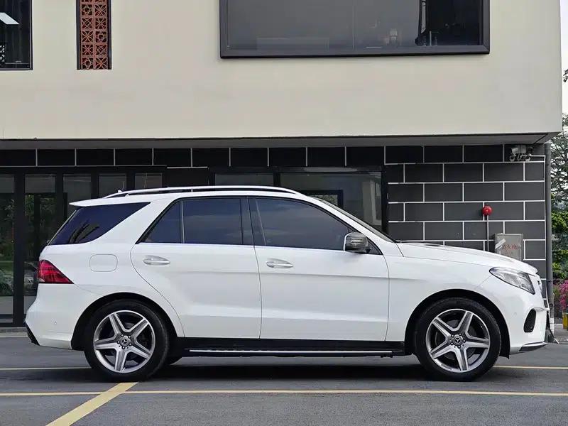 Mercedes-Benz GLE (Imported) 2018 GLE 400 4MATIC Limited Edition — миниатюра 7