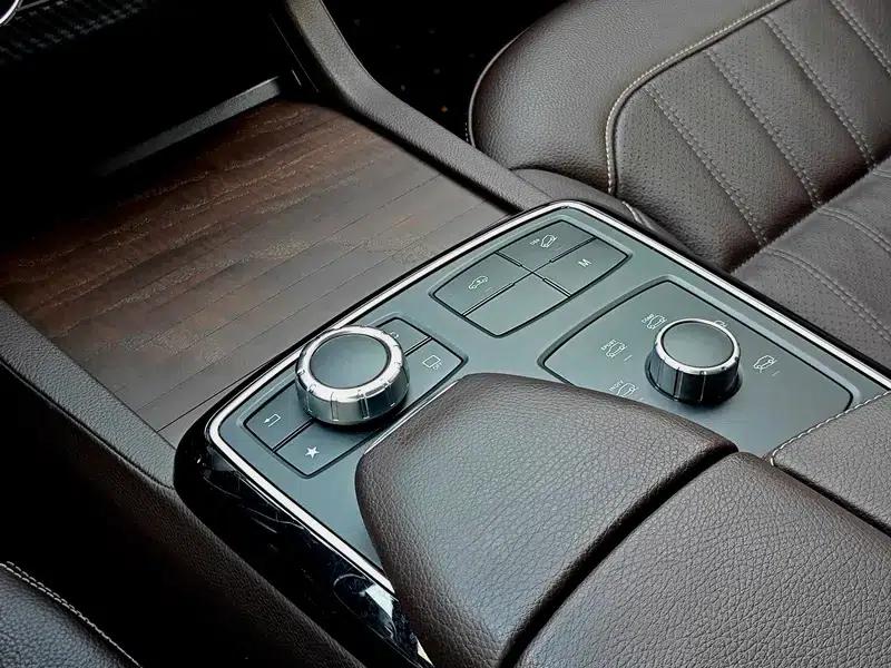 Mercedes-Benz GLE (Imported) 2018 GLE 400 4MATIC Limited Edition — миниатюра 10
