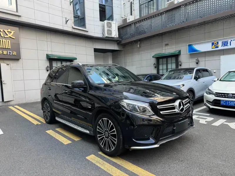 Mercedes-Benz GLE (Imported) 2018 GLE 400 4MATIC Limited Edition — миниатюра 3