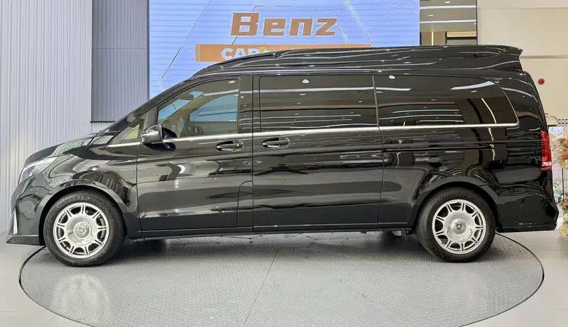 2024 Mercedes-Benz V-Class 2.0T Automatic Rear-Wheel Drive 7-Seater Factory Custom Edition — миниатюра 4