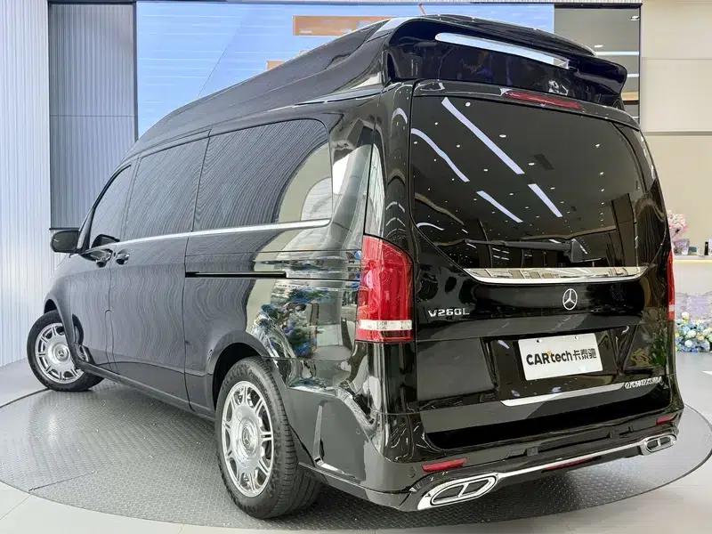 2024 Mercedes-Benz V-Class 2.0T Automatic Rear-Wheel Drive 7-Seater Factory Custom Edition — миниатюра 5