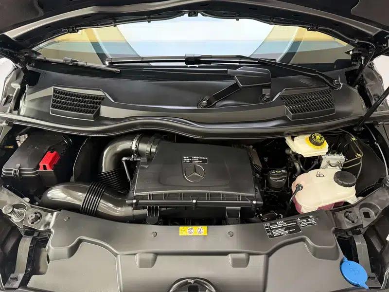 2024 Mercedes-Benz V-Class 2.0T Automatic Rear-Wheel Drive 7-Seater Factory Custom Edition — миниатюра 7